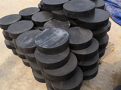 港口区板式橡胶支座由若干层橡胶片与薄钢板经加压硫化
